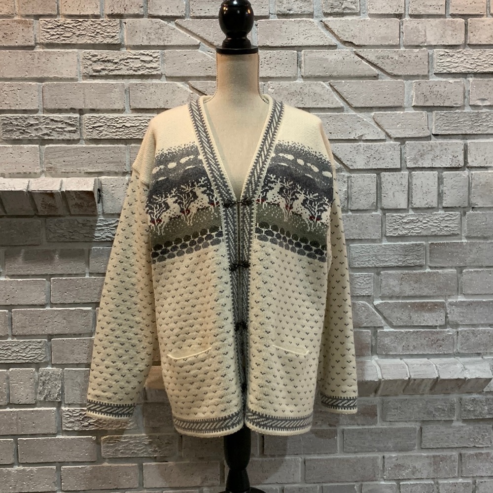 💕JM Production Finland Lapponia 100% Wool Deer Sweater NWOT